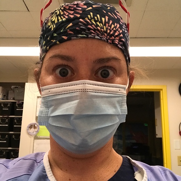 Meet your Posher, Lindsey - Picture 2 of 2